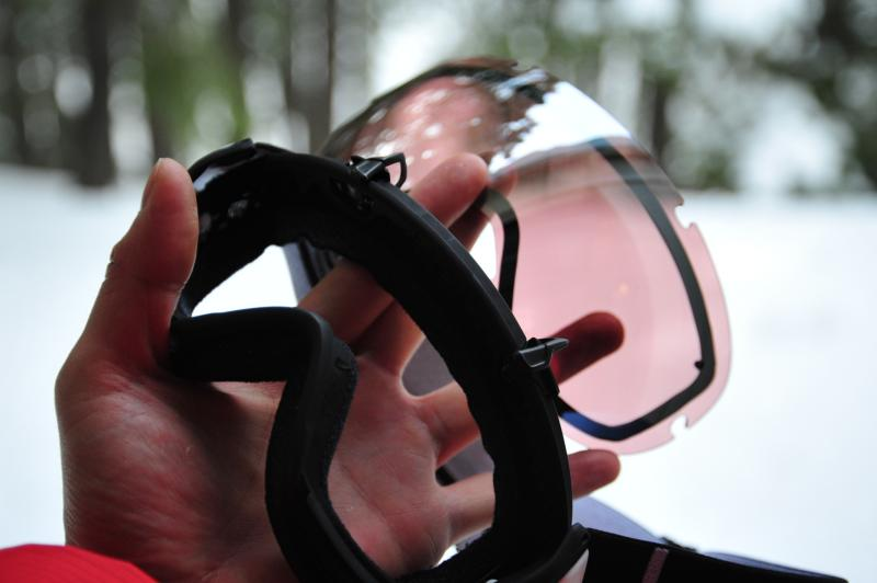 Illustration for article titled Smith Optics I/OS Interchangeable Snow Goggles: Snowmodo Review